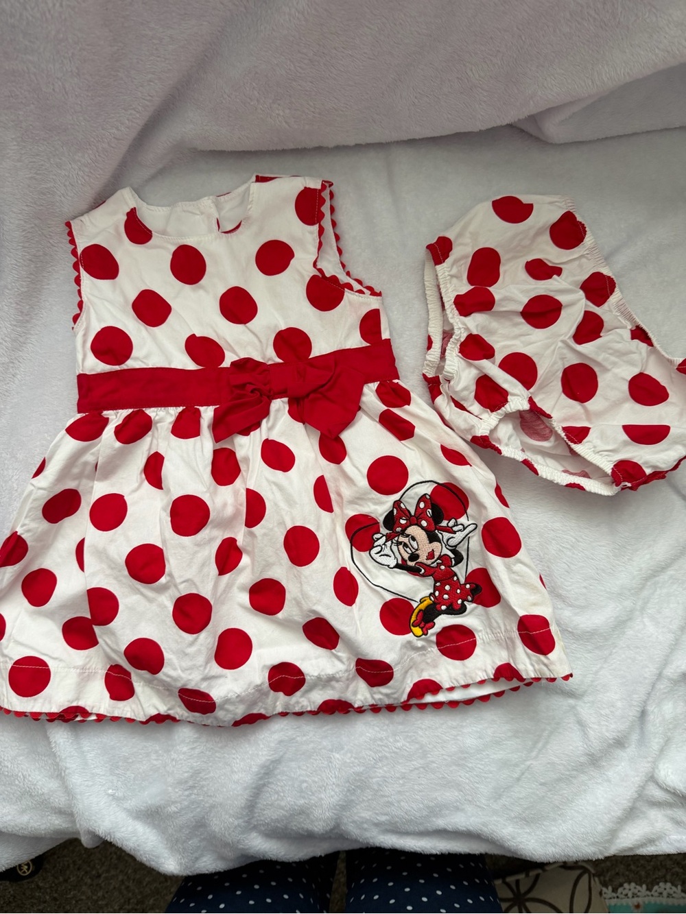 Disney Parks Minnie Mouse White Dress with Red Polka Dots